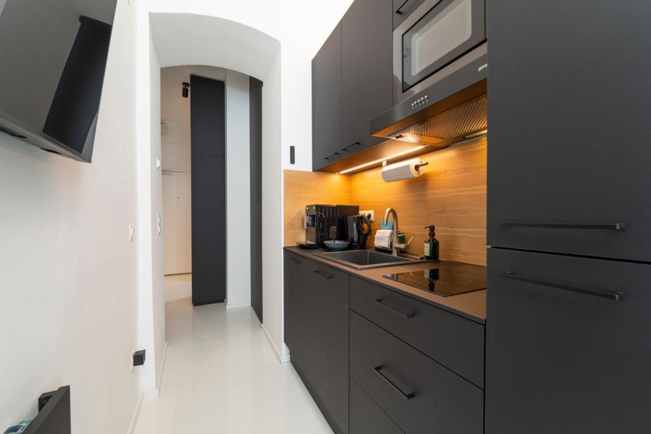 Josef'S Home I Studio Mini I Near Uno & Vic Wina Bagian luar foto